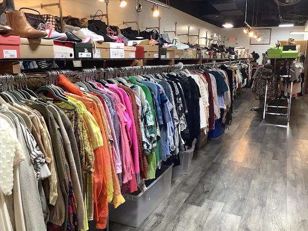 Clotheshorse in Vestavia Hills, AL storefront