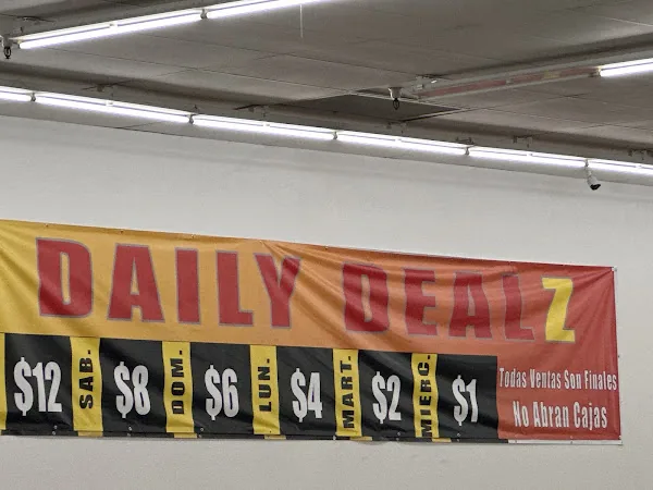 Daily dealz معرض منخفض السعر in Glendale, AZ storefront