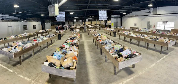 Discount Bins in Harrison, AR storefront
