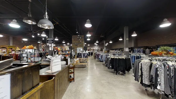 Yours Truly Consignment, Inc. in Conway, AR storefront