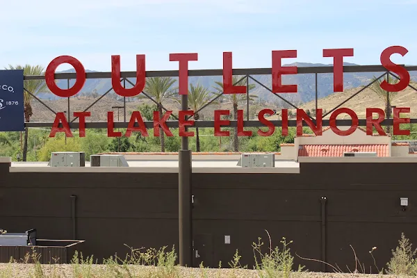 Outlets at Lake Elsinore in Lake Elsinore, CA storefront