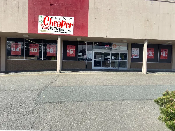 Cheaper by the Day in Lynnwood, WA storefront