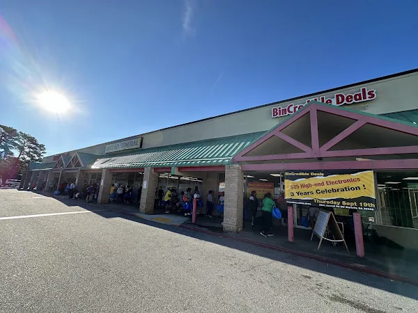 BinCredible Deals in Marietta, GA storefront