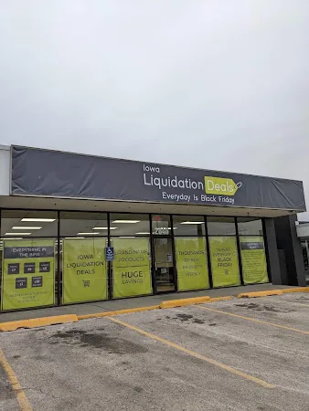 Iowa Liquidation Deals in Waterloo, IA storefront