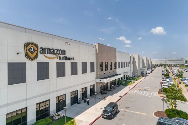 Amazon Fulfillment Center Tours - BWI2 in Baltimore, MD storefront