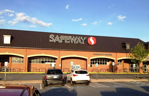 Safeway in Greenbelt, MD storefront