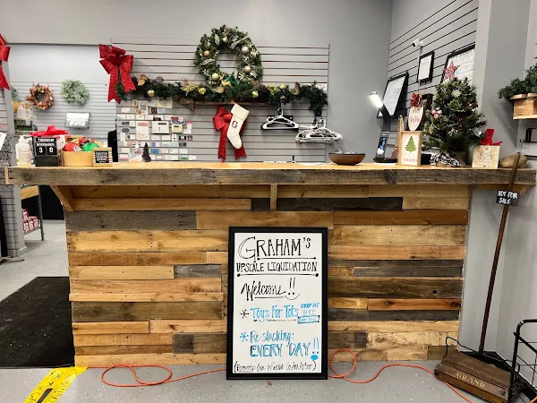 Graham’s Upscale Liquidation Store in Ann Arbor, MI storefront