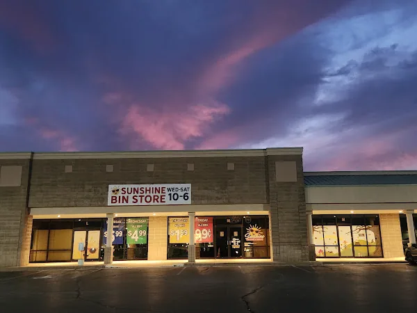 Sunshine Bin Store and Surplus in Joplin, MO storefront