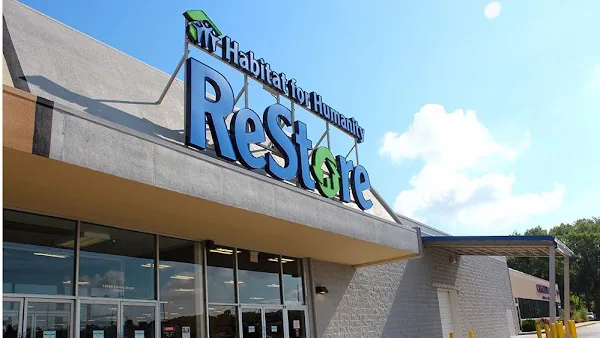 Habitat for Humanity ReStore in Omaha, NE storefront