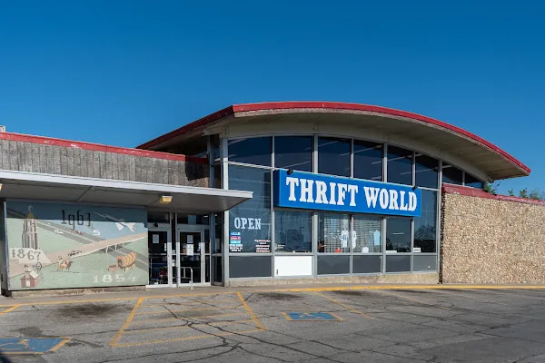Thrift World in Omaha, NE storefront