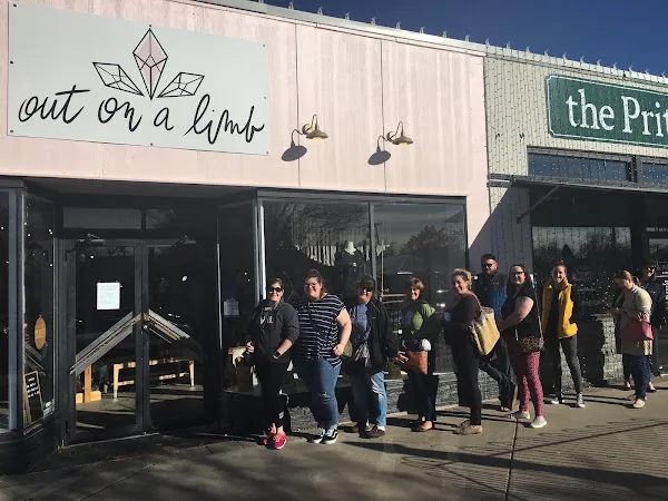 Out on a Limb Boutique in Oklahoma City, OK storefront