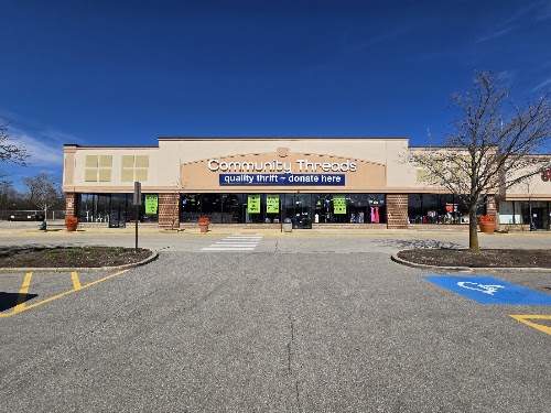 Community Threads in Arlington Heights, IL storefront