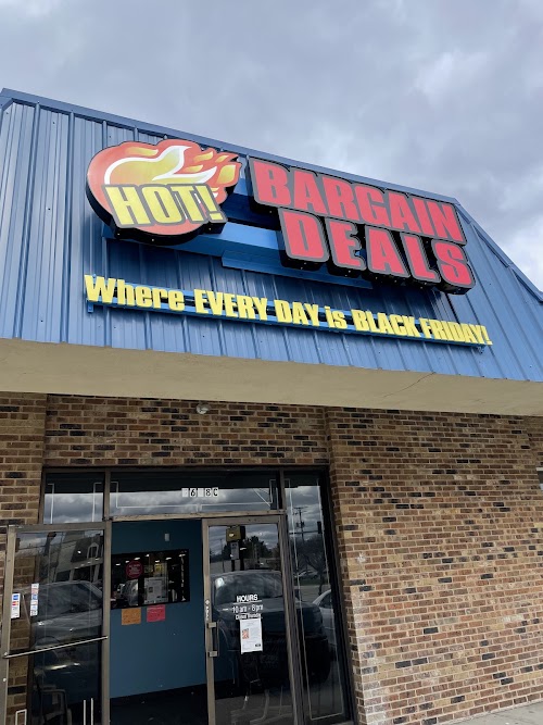 Hot Bargain Deals in Gurnee, IL storefront