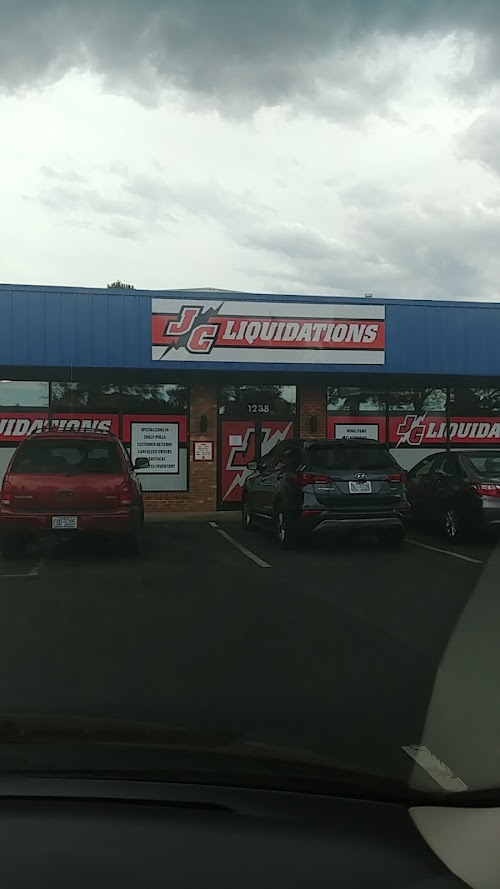 JC Liquidations in Burlington, NC storefront