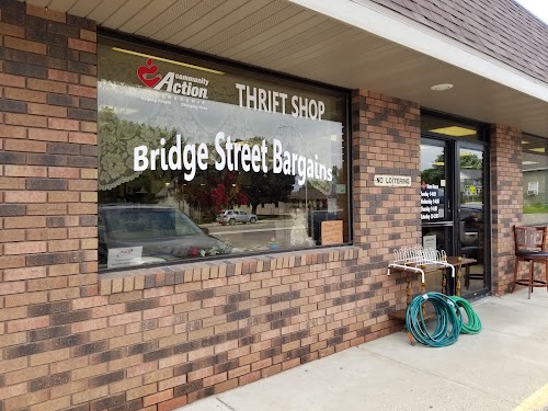 Bridge Street Bargains in Redwood Falls, MN storefront