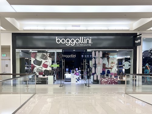 Baggallini in Bloomington, MN storefront