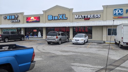 The Bin Store in Galveston, TX storefront