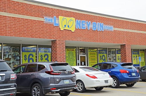 The Looney Bin Store in Clive, IA storefront