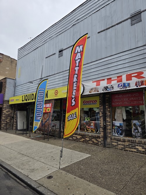 Liquidation Zone in Philadelphia, PA storefront