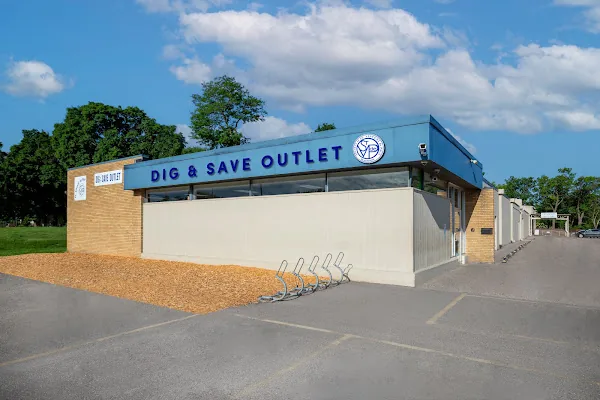St. Vincent de Paul Dig & Save Outlet in Madison, WI storefront